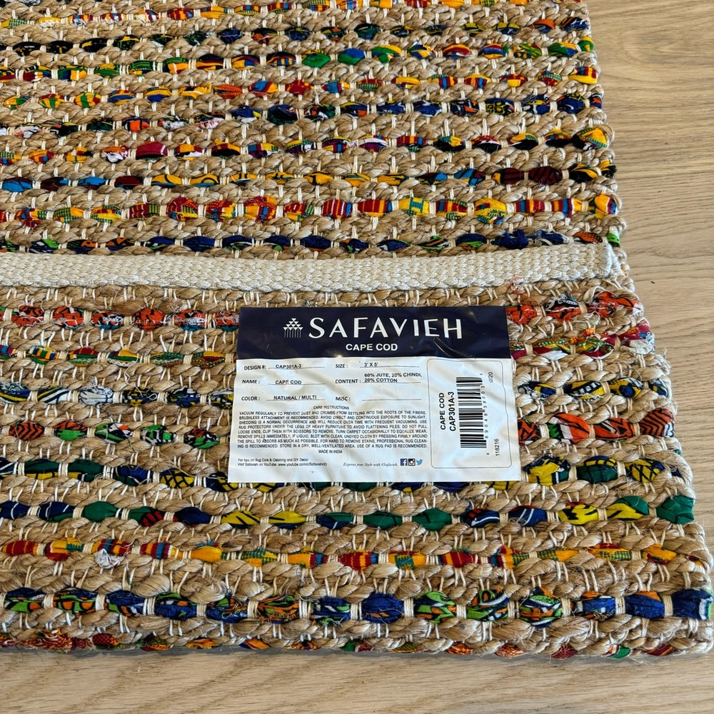 SAFAVIEH Cape Cod Collection Accent Rug - 3’ x 5’ - Picture 3 of 3
